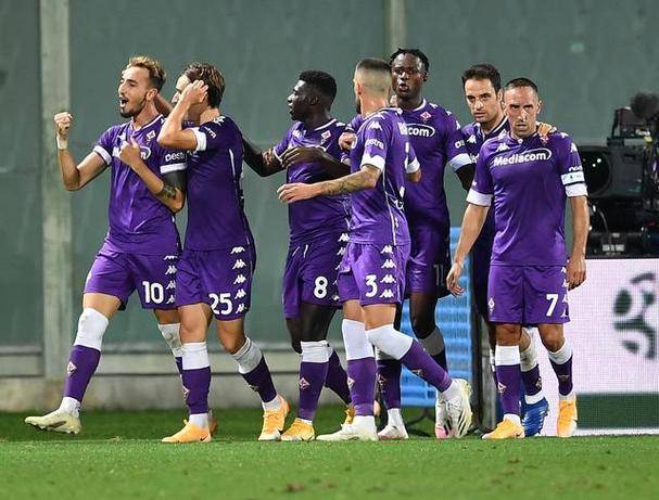 kaiyun sports app-关于意甲豪门战术创新,精彩配合点燃比赛热情的信息